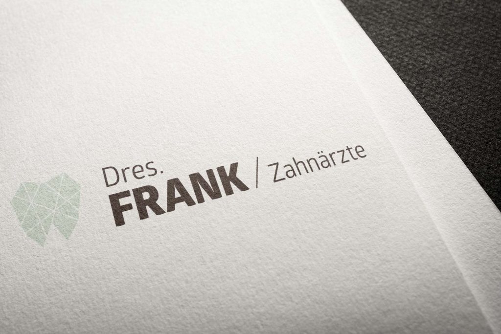 Logogestaltung Zahnarzt Stuttgart